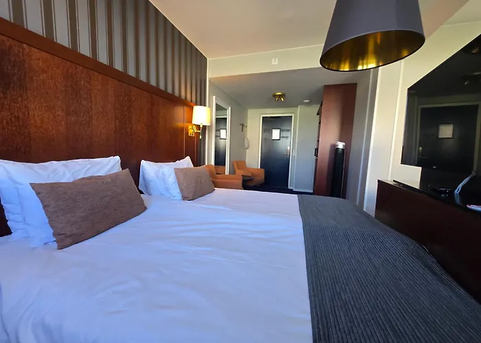 Vaenerport Stadshotell I Mariestad
