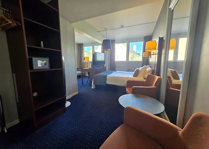 Vaenerport Stadshotell I Mariestad